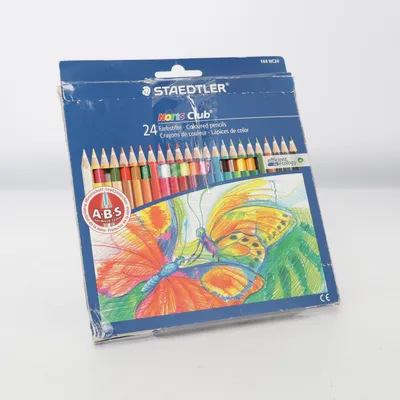 Crayons (Noris Club) de Staedtler