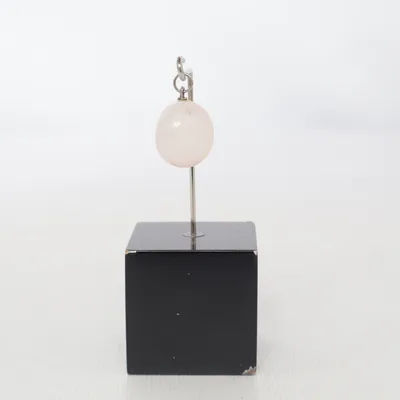 Hänge (Rosa) Okänd metall