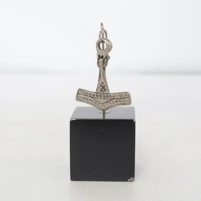 Pendentif (Argent) Métal inconnu