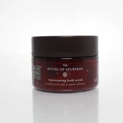 Body scrub (punjabi pink salt & sweet almond) from Rituals