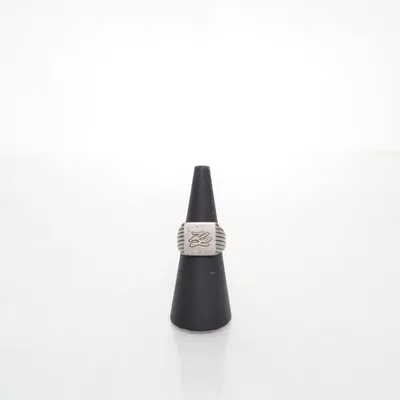 Klackring (Silverfärgad) från Karl Lagerfeld Okänd metall