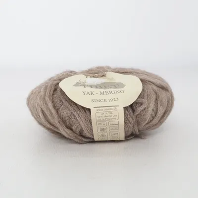 Yarn (Tibet) from Cewec Merino wool, Polyamide, Yak wool