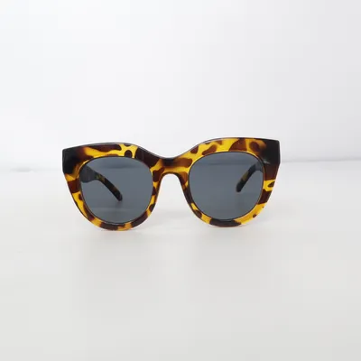 Solglasögon (Brun) från Le Specs
