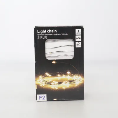 Guirlande lumineuse (Sirlig) de Rusta