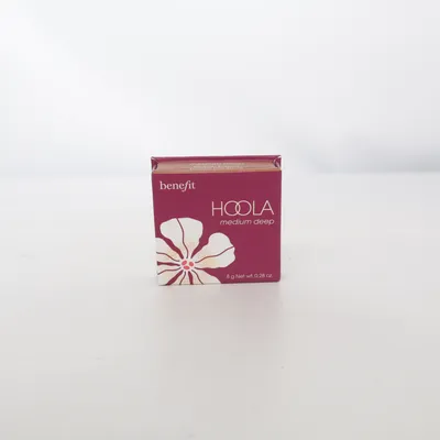 Bronzer (HOOLA medium deep) från Benefit