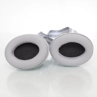 Hörselkåpor (Grå, Vit)