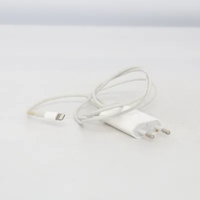 Mobile charger from Apple