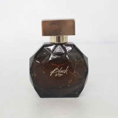 Eau de Parfum (Black) från Morgan de Toi
