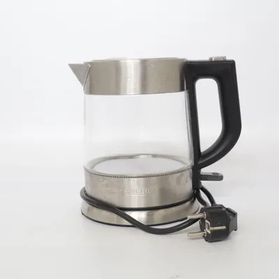 Vattenkokare (Silverfärgad, Svart) från Severin