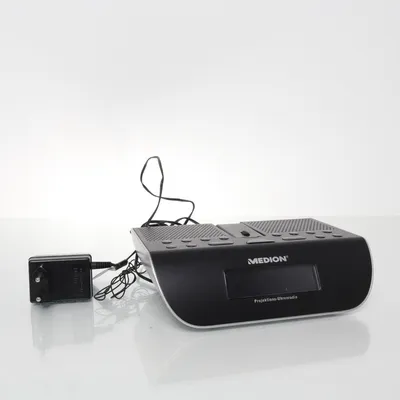 Radio (projektions-uhrenradio) från Medion