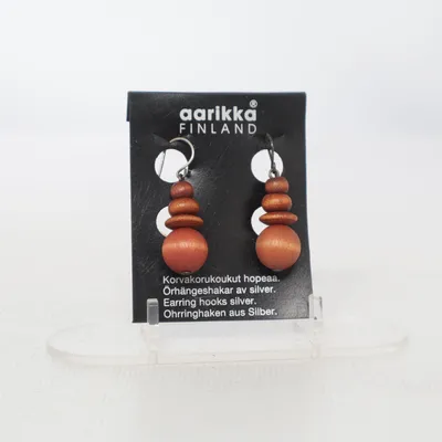 Örhängen (Brun) från Aarikka Trä