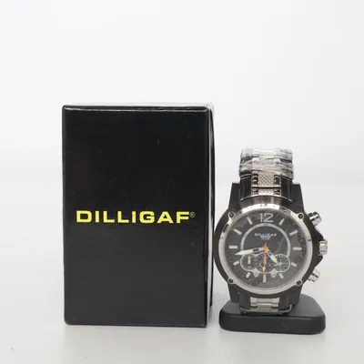Wristwatch (Black, Silver) from Dilligaf