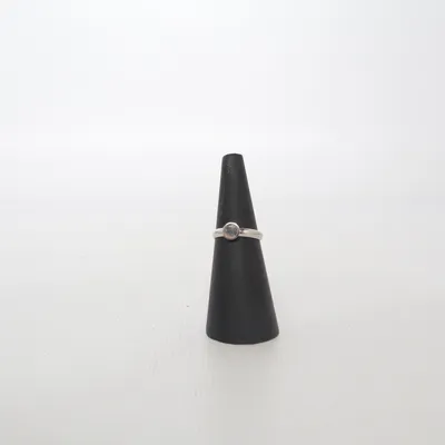 Ring (Silverfärgad) Okänd metall