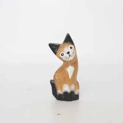 Beeldje (Bruin, Zwart, Wit)