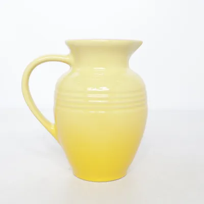 Kanna (Gul) från Le Creuset