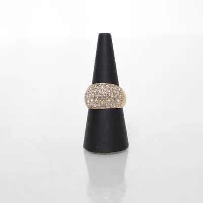 Ring (Guldfärgad) Okänd metall