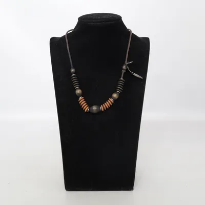 Halsband (Brun) från Aarikka Trä