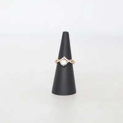 Ring (Gold) Unknown metal
