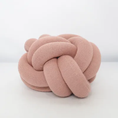 Prydnadskudde (Knot) från Design House Stockholm
