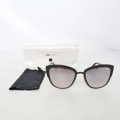 Lunettes de soleil (Noir) de Quay