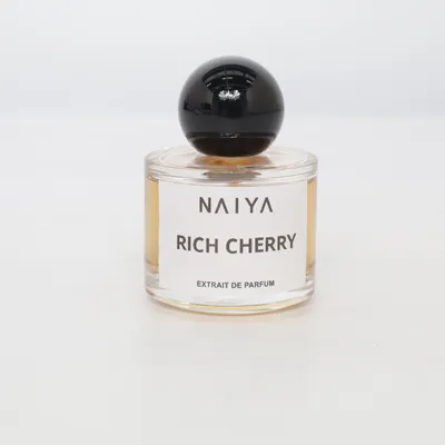 Eau de Parfum (Rich Cherry) från Naiya