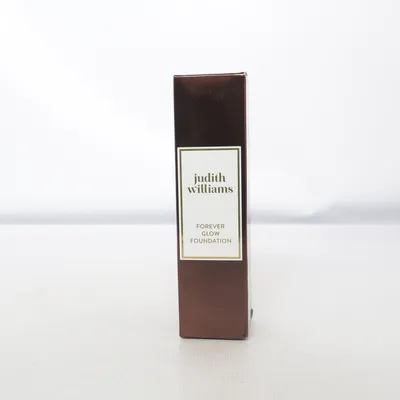 Foundation (Forever Glow Foundation) från Judith Williams