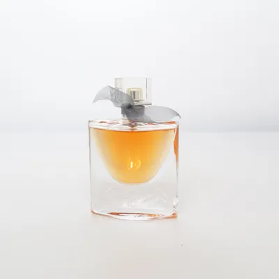 Eau de Parfum (La vie est belle) from Lancôme