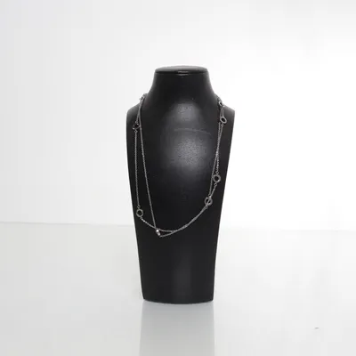 Halsband (Silverfärgad) Okänd metall