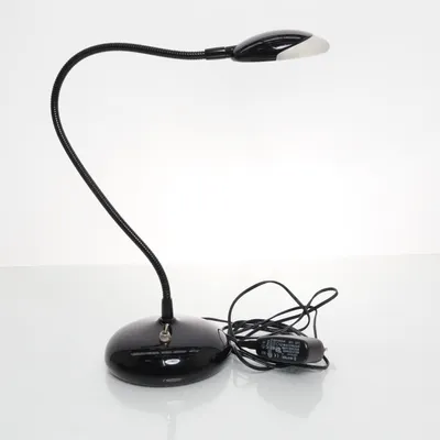 Skrivbordslampa (Svart) från Hi-Tec