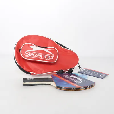 Ketsjertaske (Rød, Sort, Blå) fra Slazenger