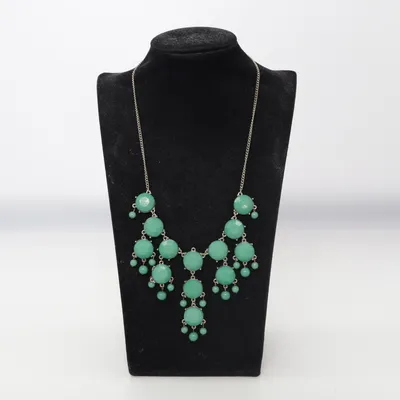 Necklace (Green) Unknown metal