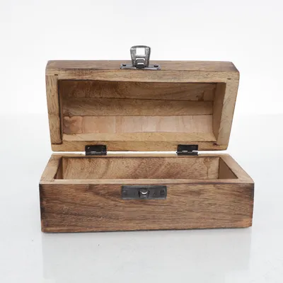 Chest (Brown)