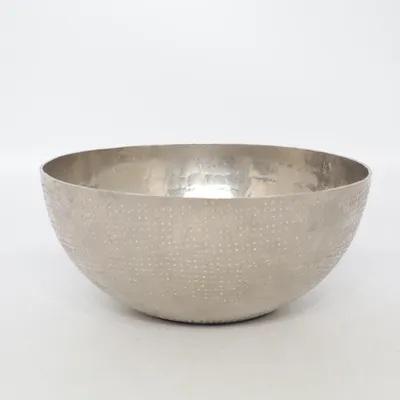 Skål (Silverfärgad) från Gilbert Gilbert