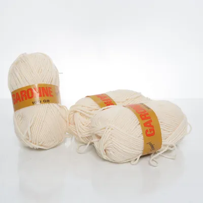 Garn (Vit) från Tempo