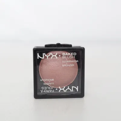Blush (Baked Blush + Illuminator + Bronzer • Förg:  Chiffon ) fra NYX