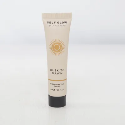 Self tanner (Dusk To Dawn Overnight Tan Facial) from James Read