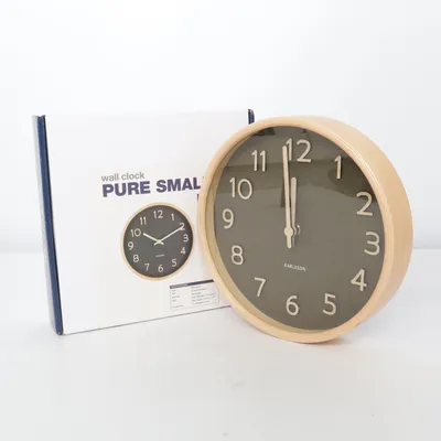 Wandklok (Pure Small) van Karlsson
