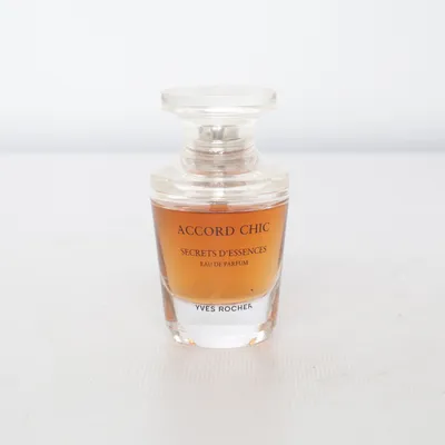 Eau de Parfum (Accord Chic) från Yves Rocher