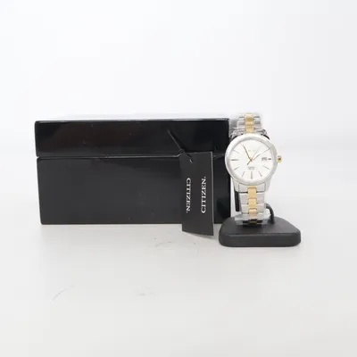 Montre (Argent, Or, Blanc) de Citizen