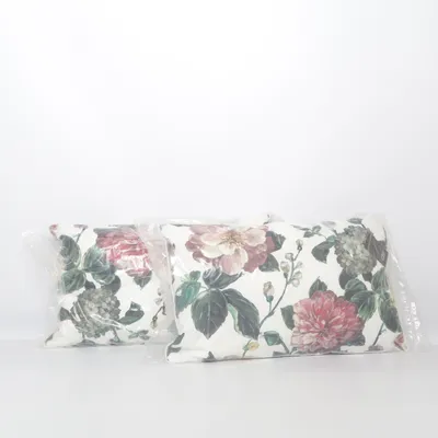 Cushion (White, Multicolored) from Mio