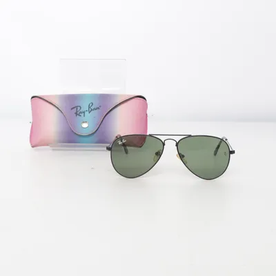 Sunglasses (Black) from Ray-Ban