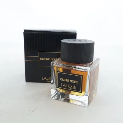 Eau de parfum (Ombre Noire) fra Lalique