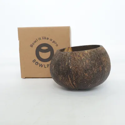 Scented candles (Brown, White) from Bowlpros
