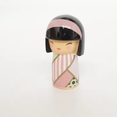 Kokeshi (Flerfarvet) fra Skincity