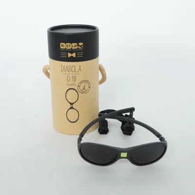 Solglasögon (Svart) från Kietla