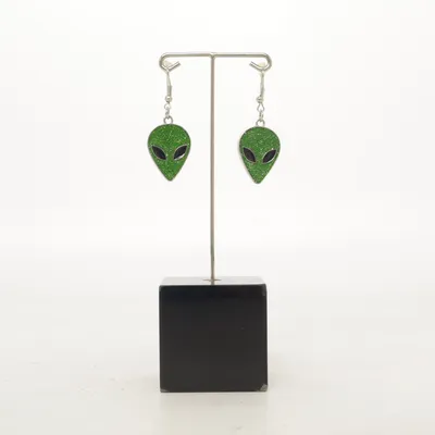 Earrings (Green) Unknown metal