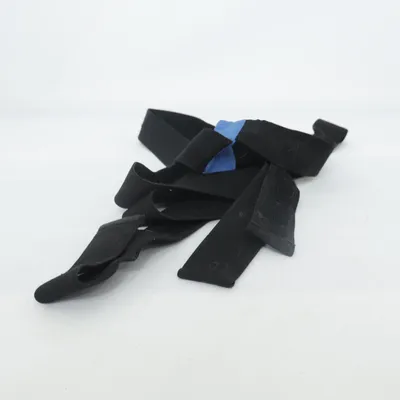 Wrist straps (Black) from Peak Performance