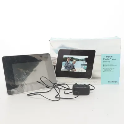 Digital photo frame (S7dpf10e) from Sandstrom