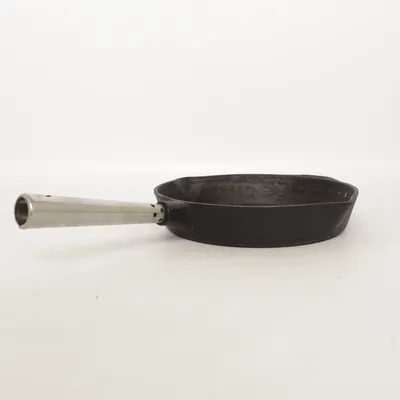 Cast iron skillet (Black) from Skeppshult