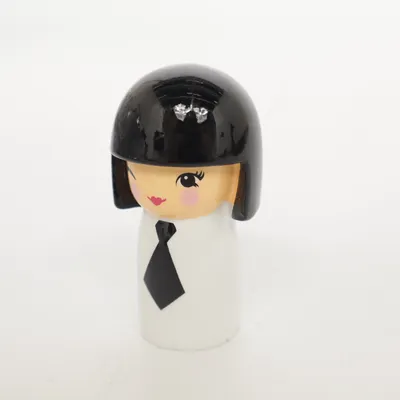 Kokeshi  (Noir, Blanc) de Skincity